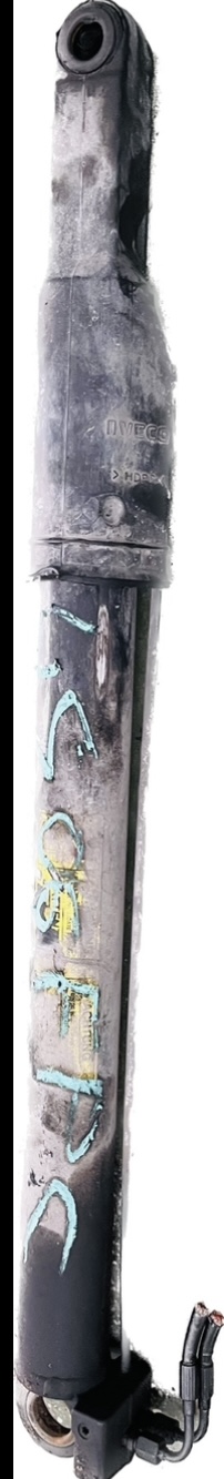 bomba_suspension_500370651_iveco_stralis