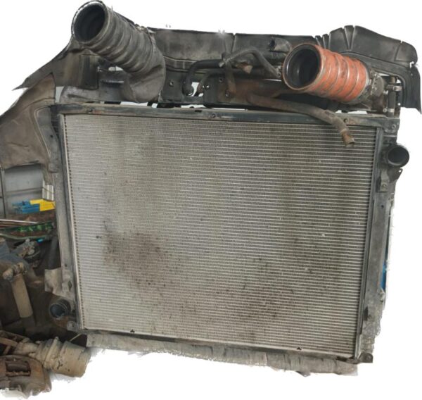 radiador_agua_17699991784615_scania_scania_pgrt_series_p_380_2004_380cv_10600cc_1009815