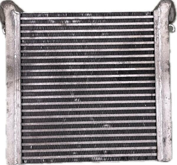 intercooler_14461_la300_nissan_nissan_atleon_80_19_2006_185cv_4500cc_1020164
