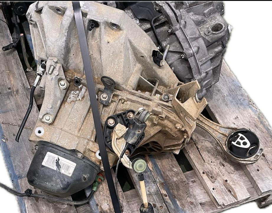 CAJA DE CAMBIOS RENAULT KANGOO FURGON CONFORT 1.5DCI 85 - 320105142R 7701978879