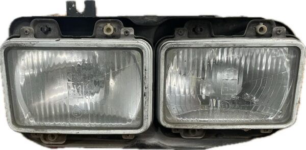 faro_derecho_26010_d880026010d8800_nissan_nissan_eco_t_160_75_1997_2000_160cv_5985cc_1018202