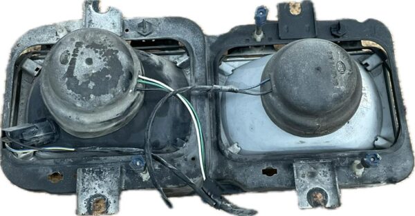 faro_derecho_26010_d880026010d8800_nissan_nissan_eco_t_160_75_1997_2000_160cv_5985cc_1018202