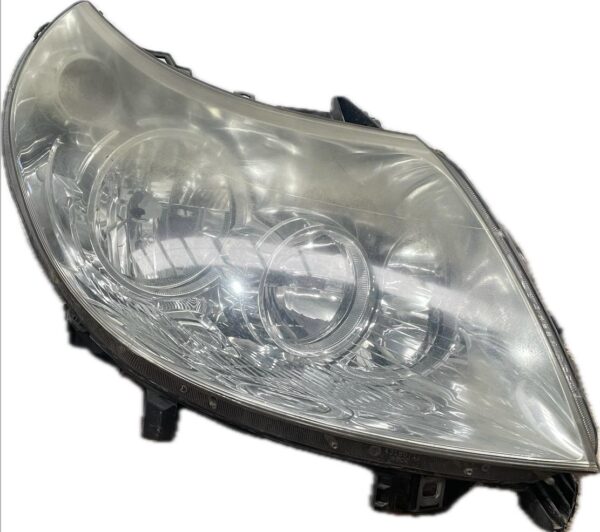 faro_derecho_1606926880_citroen_jumper_27c1_9d_swb_combi_confort