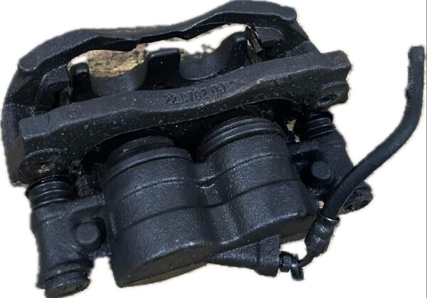 pinza_freno_delantera_derecha_41001_mb60a41001mb60a_nissan_nissan_cabstar_28_11_2006_110cv_2488cc_1008823
