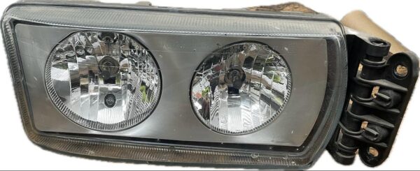 faro_derecho_504020189_iveco_iveco_stralis_as_440s50_at_440s50_2006_500cv_12882cc_1009374