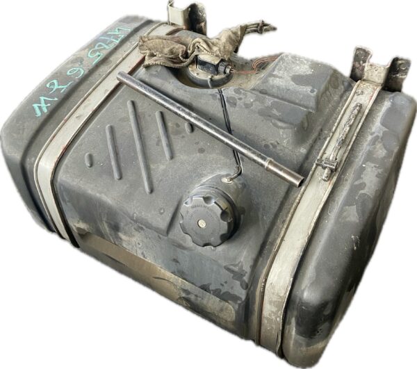 deposito_combustible_5010505917_renault_trucks_renault_trucks_midlum_280_18_2006_280cv_7200cc_1008654