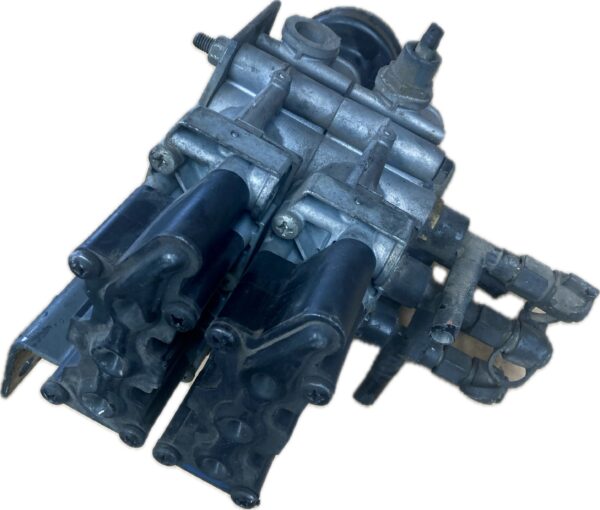 valvula_de_aire_adicional_5010143098_renault_trucks_premium_distribution_320_26d_1007888