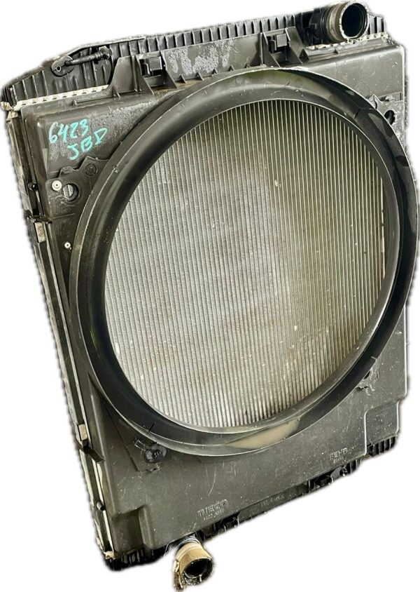 radiador_agua_5040111195802776648_iveco_iveco_stralis_ad_260s42_at_260s42_2013_420cv_11118cc_1016814