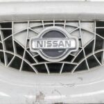 calandra_delantera_de_radiador_623100x_nissan_nissan_nissan