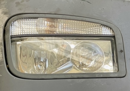 faro_derecho_a94082004619408200461_mercedes_benz_mercedes_benz_axor_2_1829_ls_2004_286cv_6374cc_1008837