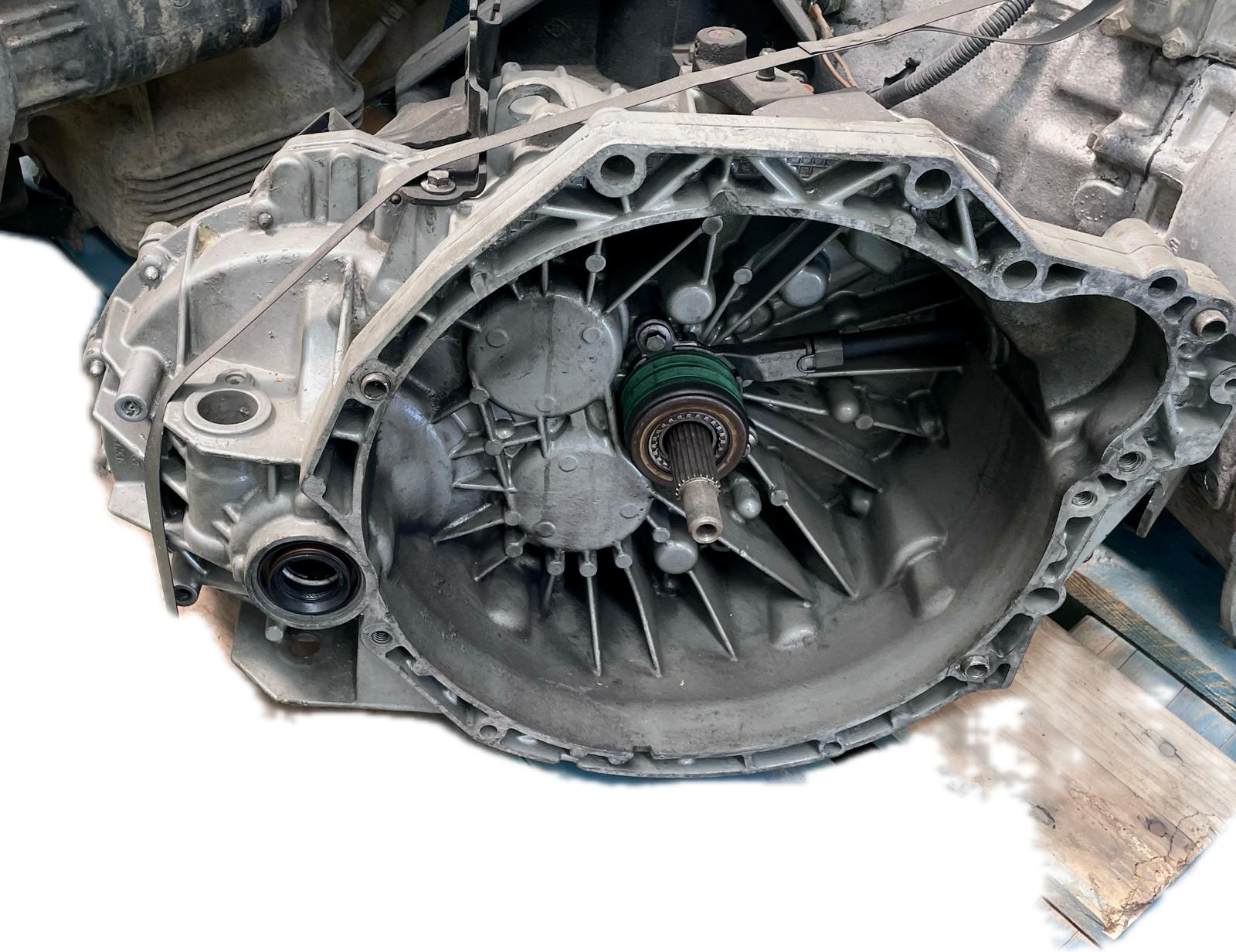 CAJA DE CAMBIOS RENAULT RENAULT RENAULT - 8200546196