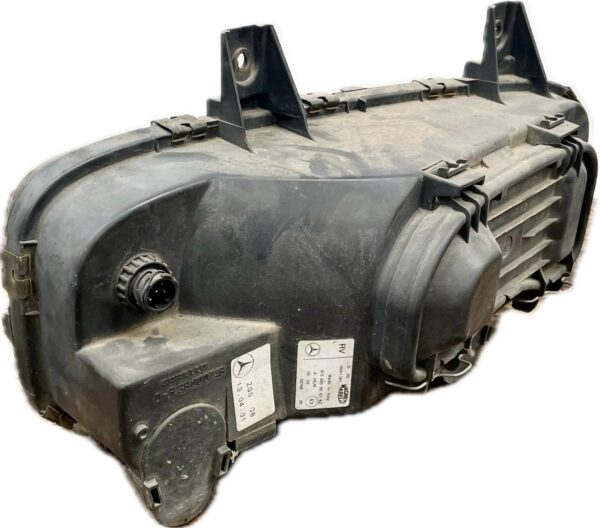 faro_derecho_a97382002619738200261_mercedes_benz_mercedes_benz