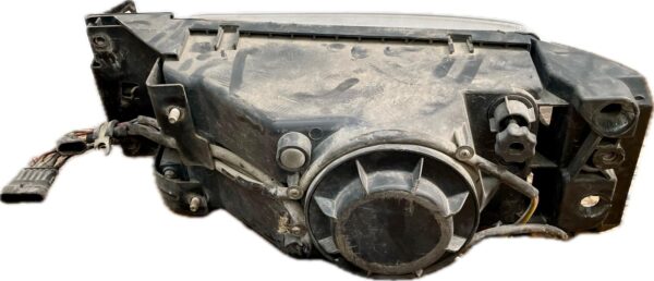 faro_derecho_99486699_iveco_iveco_iveco