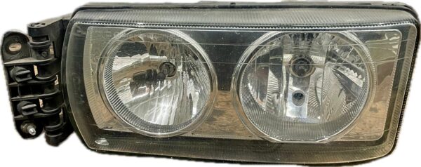 faro_izquierdo_504020193504238117_iveco_iveco_stralis_as_440s46_2009_460cv_10300cc_1017949