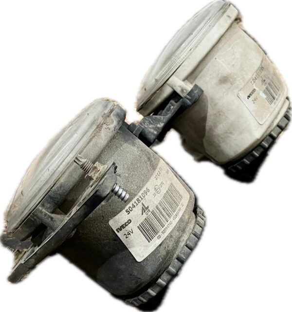 faro_antiniebla_derecho_504181096504181095_iveco_iveco_stralis_as_440s46_2009_460cv_10300cc_1017949