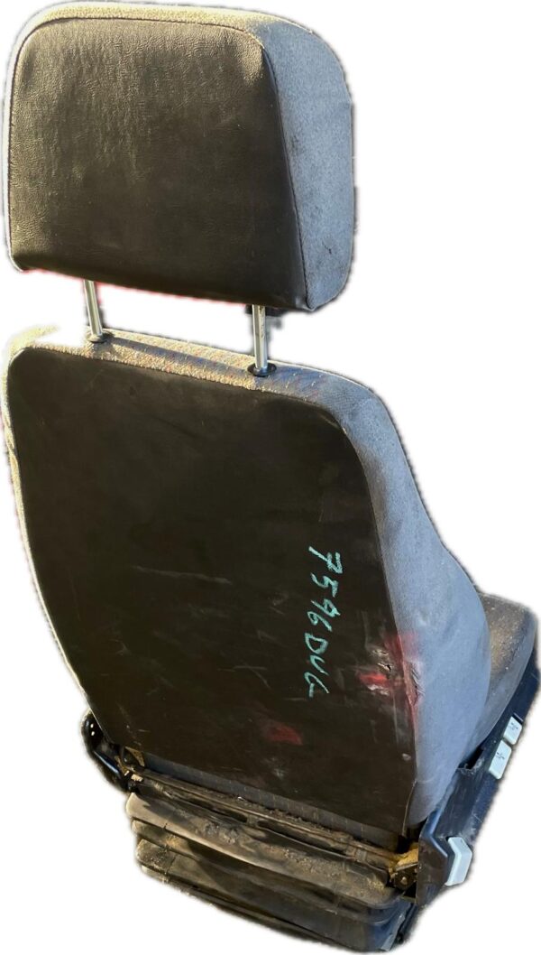 asiento_delantero_derecho_81623016900_man_man_m_2000_l_18_224_18_225_lc_llc_lllc_lrc_llrc_lllrc_1995_220cv_6871cc_1001331
