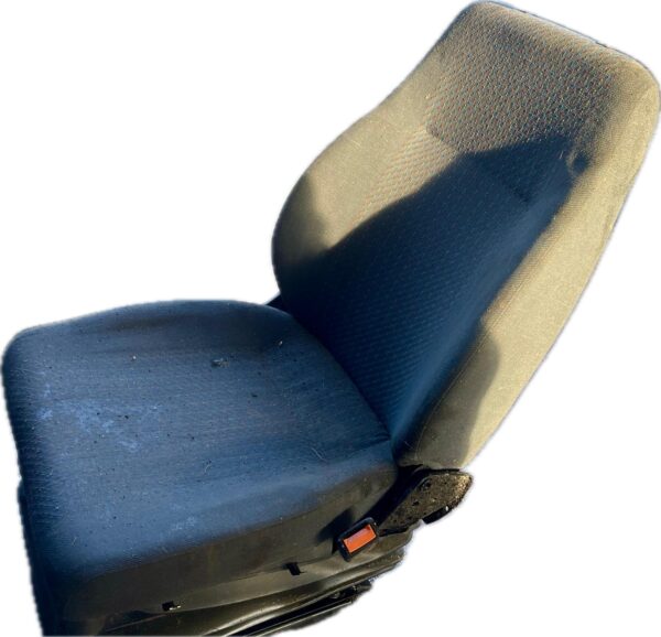 asiento_delantero_derecho_81623016900_man_man_m_2000_l_18_224_18_225_lc_llc_lllc_lrc_llrc_lllrc_1995_220cv_6871cc_1001331