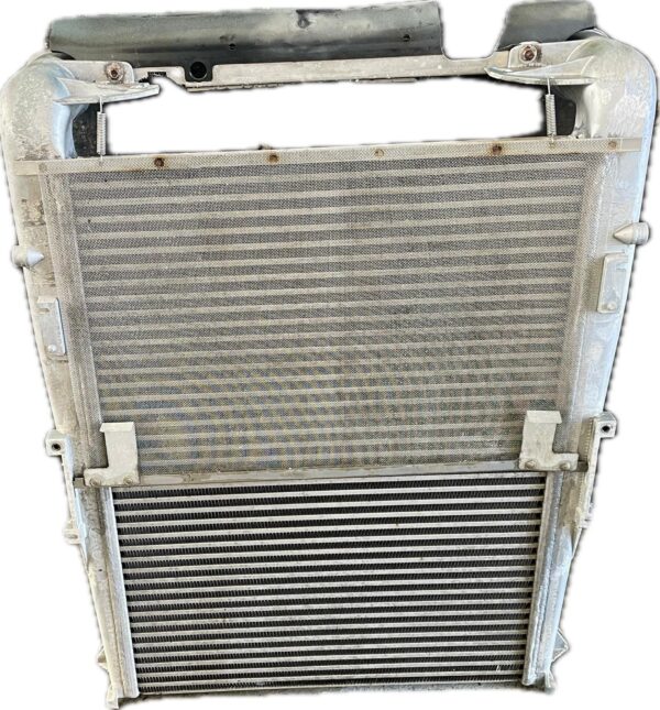 intercooler_50105142455010315844_renault_trucks_renault_trucks_kerax_370_18_2001_362cv_11100cc_1007487