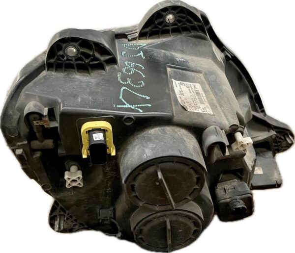 faro_izquierdo_1939777_daf_daf_cf_fa_440_2013_435cv_10840cc_1017604