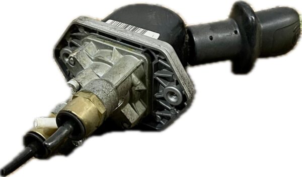 valvula_de_aire_adicional_5010422403_renault_trucks_renault_trucks_midlum_240_13_2006_240cv_7200cc_1008645