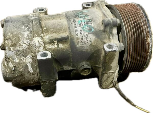 compresor_de_aire_acondicionado_74209410367485000950_renault_trucks_renault_trucks_midlum_240_13_2006_240cv_7200cc_1008645