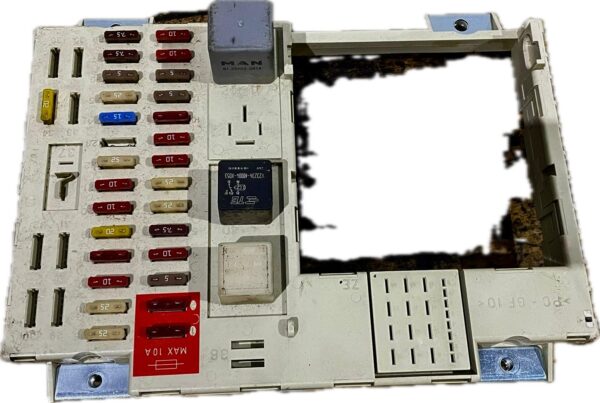 caja_de_fusibles_8125446074_man_man_tgs_18_480_fk_fk_l_flk_flk_m_2007_480cv_12412cc_1009300