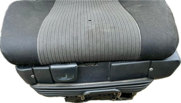 asiento_delantero_izquierdo_5802034152_iveco_eurocargo