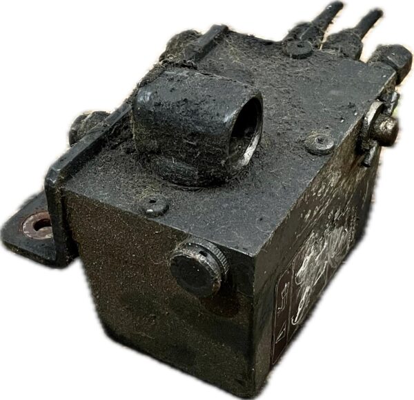 bomba_suspension_hidroactiva_504162344504172822_iveco_eurocargo_120_e_20_cng_120_e_20_p_cng_1016914