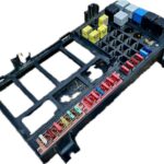 caja_de_fusibles_5042407777_iveco_eurocargo_120_e_20_cng_120_e_20_p_cng_1016914