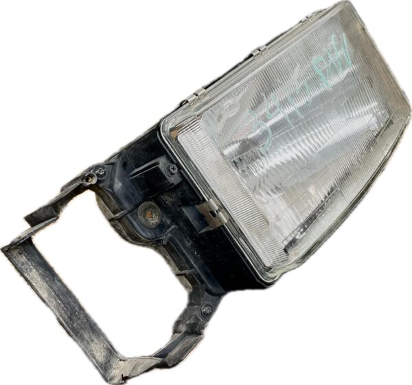faro_derecho_1732510_scania_scania_4_series_124_l_420_1996_420cv_11700cc_1009893