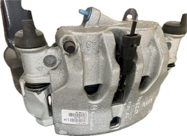 mangueta_delantera_derecha_5802417985504354332_iveco_iveco_iveco