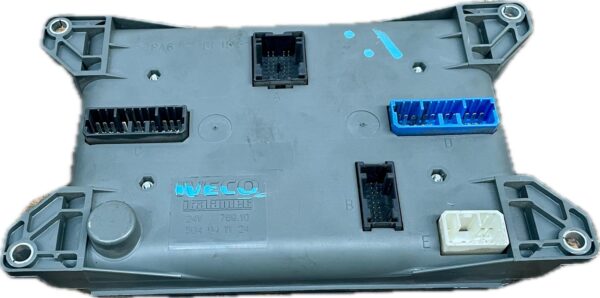 ecu_uce_centralita_504041124_iveco_iveco_eurocargo_150_e_21_k_tector_2000_209cv_5880cc_1010411