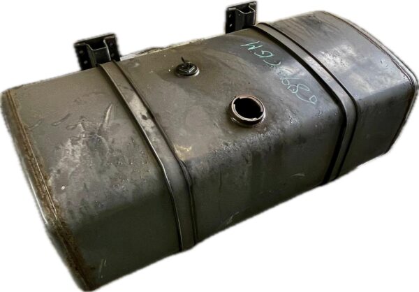 deposito_combustible_7420823476_renault_trucks_premium_distribution_270_18_1007884