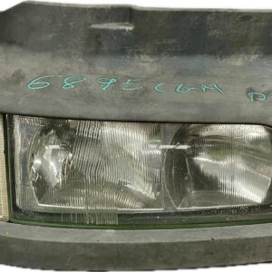 faro_derecho_5010468977_renault_trucks_premium_distribution_270_18_1007884