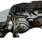 faro_izquierdo_5010468976_renault_trucks_premium_distribution_270_18_1007884