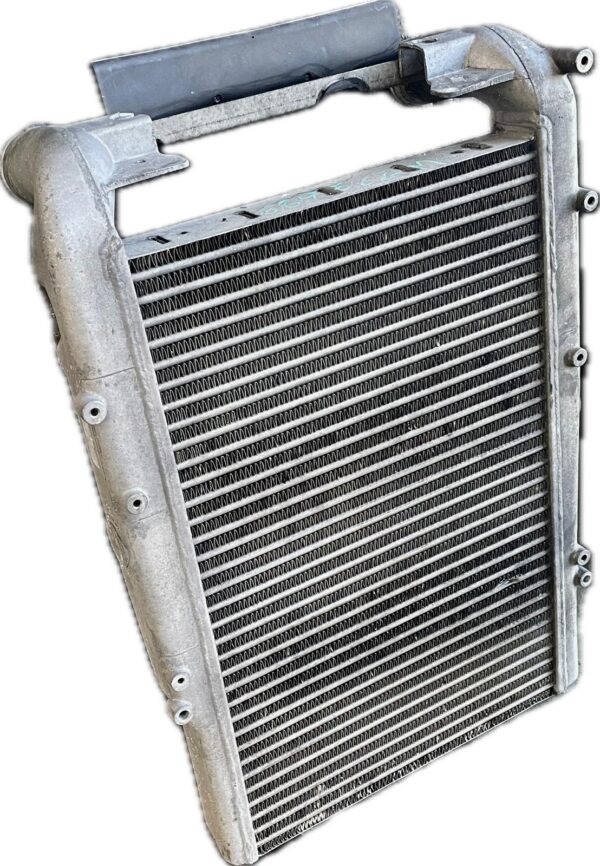 intercooler_5010514448500186513150018651345001865137_renault_trucks_premium_distribution_270_18_1007884