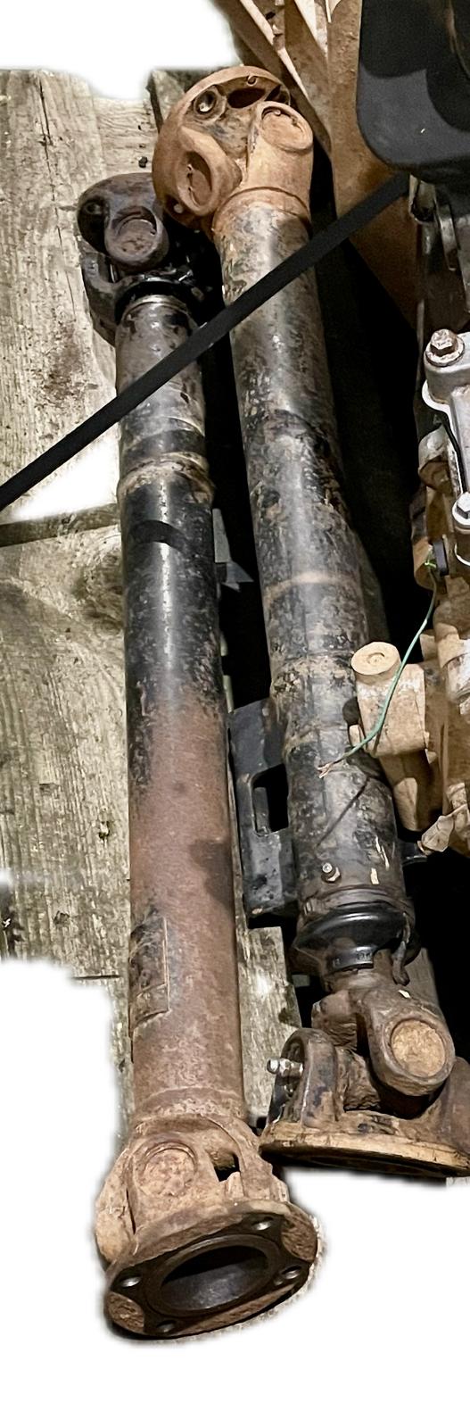 transmision_central_trasera_cardandefender_land_rover_defender_defender_90_tdi_techo_duro