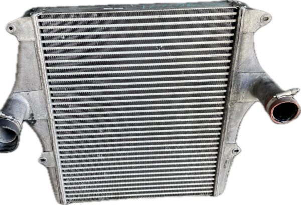 intercooler_81061300136_man_man_m_2000_m_18_285_mc_mlc_mllc_mlrc_mrc_mllrc_1998_2005_280cv_6871cc_1012374