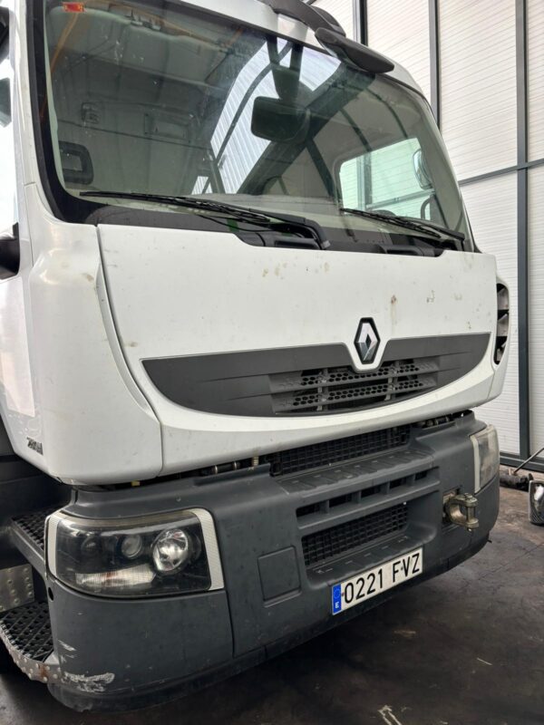 renault_trucks_trucks_premium_2_distribution_280_18_d_2005_1008571