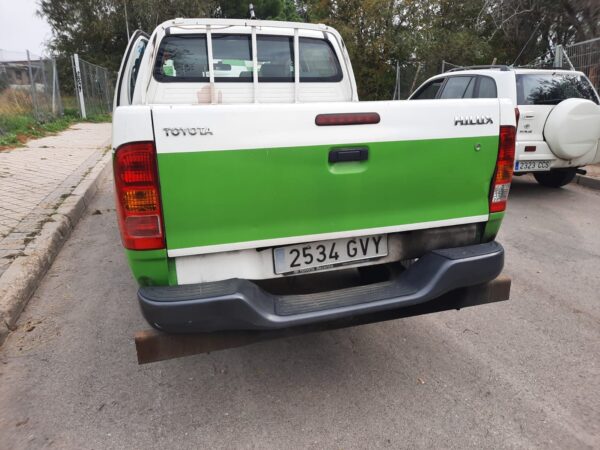 toyota_hilux_2_5_d4d_cabina_doble_vx