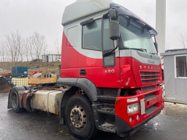 iveco_iveco_stralis_450s33_t_2012_330cv_8708cc_1019068