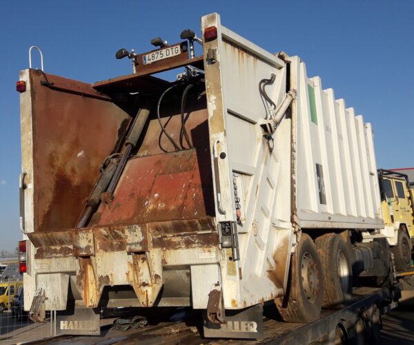 renault_trucks_premium_distribution_320_26d_1007888