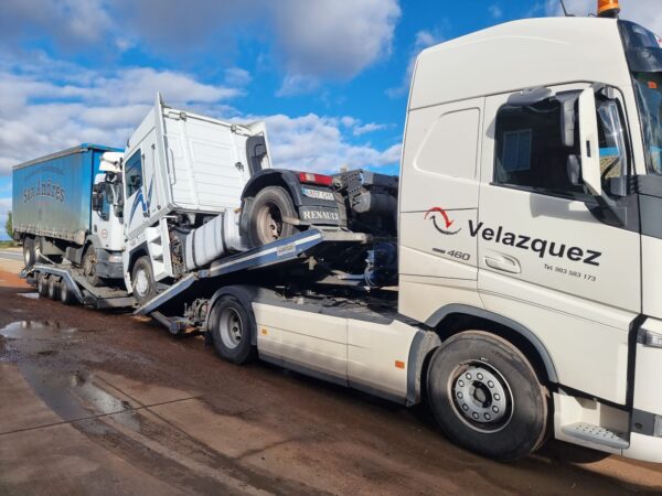renault_trucks_renault_trucks_magnum_dxi_13_480_19_2009_480cv_12800cc_1011801