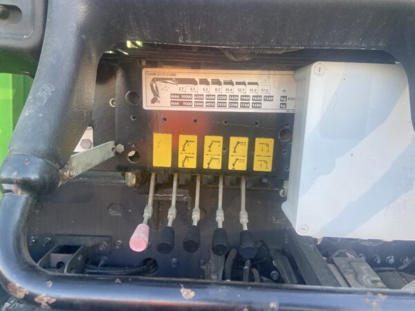 renault_trucks_renault_trucks_kerax_385_26_a385_26_b385_26_c_1997_381cv_11100cc_1004093