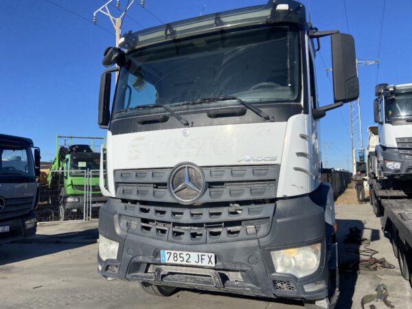 mercedes_benz_mercedes_benz_arocs_1843_ls_2013_428cv_10677cc_1015668