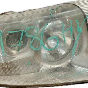 faro_derecho_7482588692_renault_trucks_renault_trucks_premium_2_distribution_450_18_d_2005_450cv_10800cc_1008575
