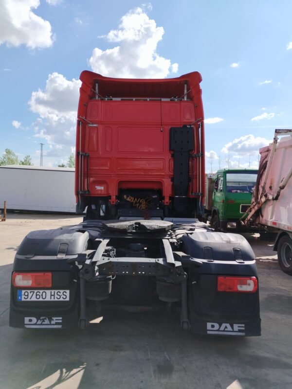 daf_xf_105