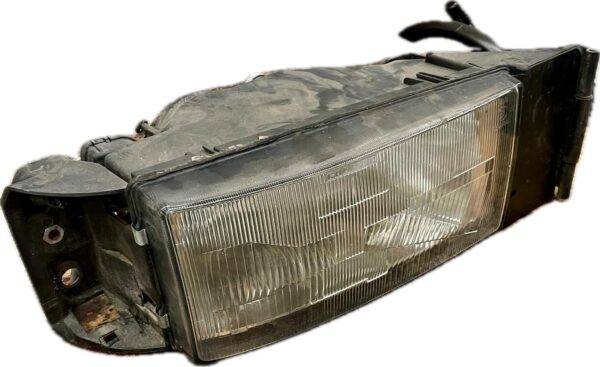 faro_derecho_4855957485596399486699500340361_iveco_iveco_eurocargo_170_e_23180_e_23_1994_227cv_5816cc_1001888