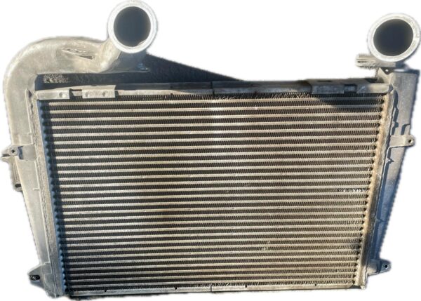 intercooler_18178931769998_scania_scania_pgrt_series_p_440_r_440_2010_440cv_12742cc_1012436