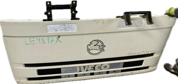 calandra_delantera_de_radiador_8142413504110983_iveco_iveco_eurocargo_170_e_23180_e_23_1994_227cv_5816cc_1001888